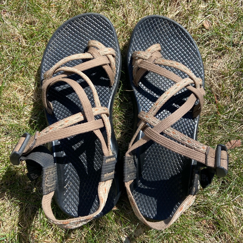 Women’s Chaco Size 7